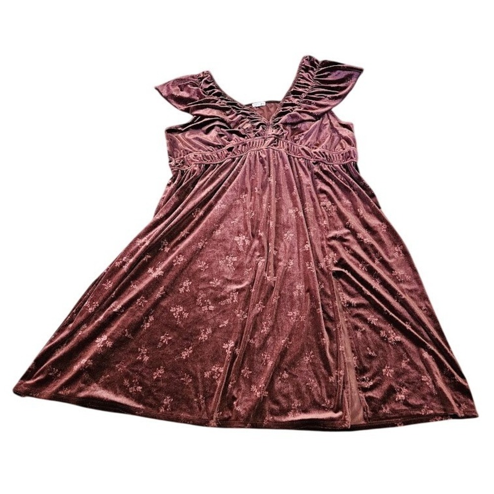 Eyeshadow Women 3X Velvet Floral Empire Waist Dress Burgundy Ruched V-Neck Slit